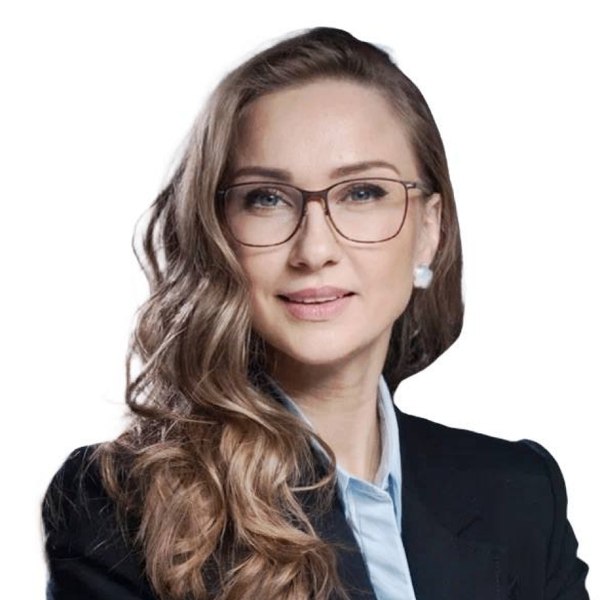 Елена Николаева